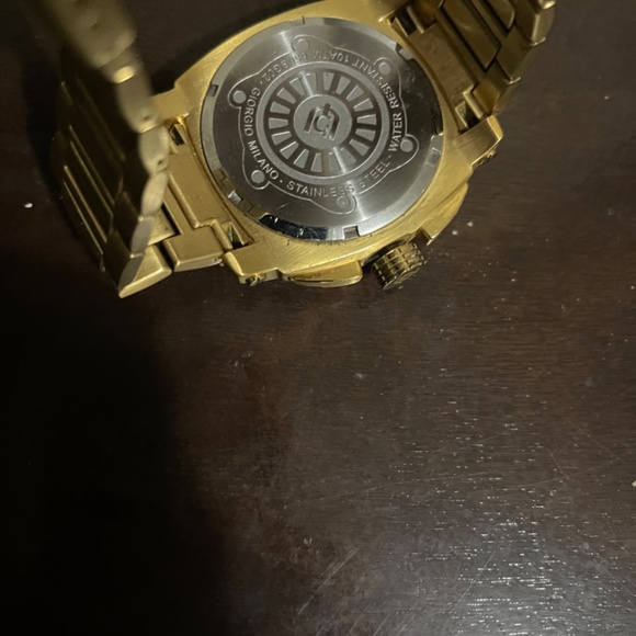 Watch - Picture 3 of 4